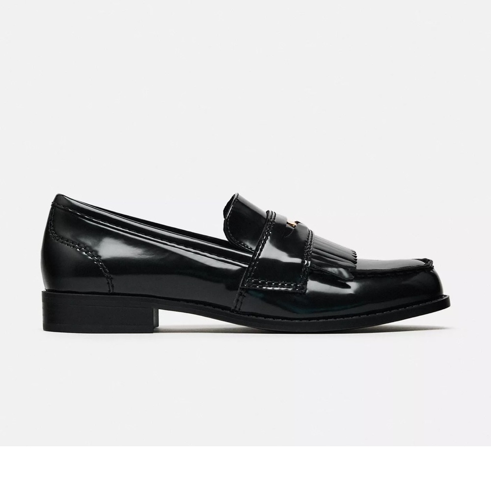 Zara Black Loafers 6.5 🖤